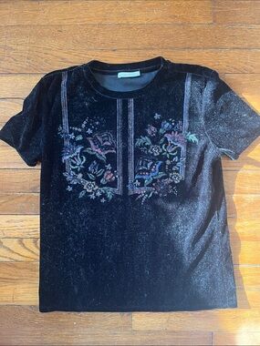 Black Velvet Floral printed Tee